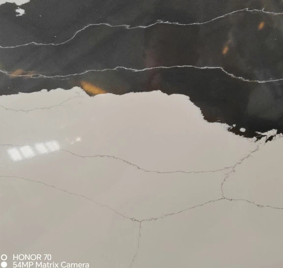 New Style Panda Calcatta Quartz Slab factory