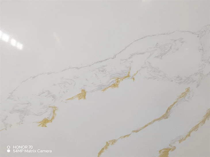 Calacatta Storm Gold Quartz (3)