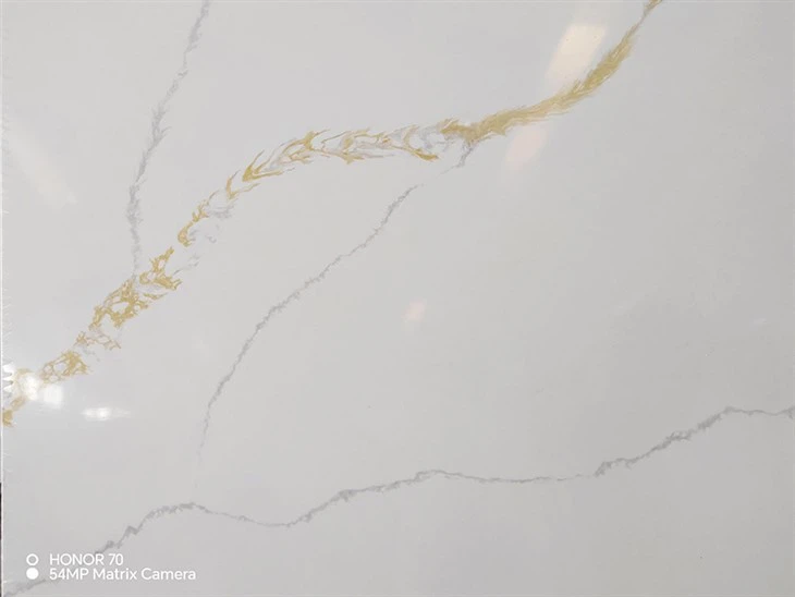 Calacatta Storm Gold Quartz (2)